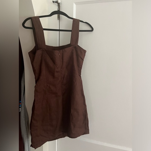 NWT Reformation Kerrigan Linen Dress (in Cafe) - Picture 9 of 10